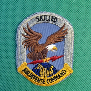 Parche "Hábil" del Comando de Defensa Aérea de la Fuerza Aérea de los Estados Unidos de 1960 - Imagen 1 de 5