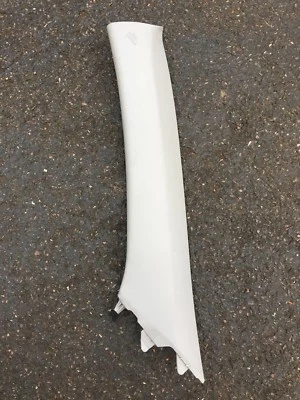 TOYOTA RAV4  PASSENGER SIDE A PILLAR TRIM COVER 62220-42040 - 2010 - Image 1 of 4