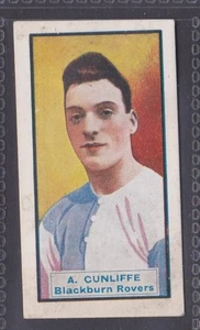 Card FOOTBALLERS - MOTOR CARS by DC Thomson 1930 #9 Blackburn Rovers, Cunliffe - Picture 1 of 2