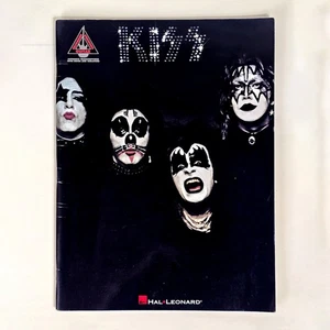 Kiss (1st Album) Songbook Hal Leonard - Guitar Recorded Versions - Rare - Picture 1 of 2