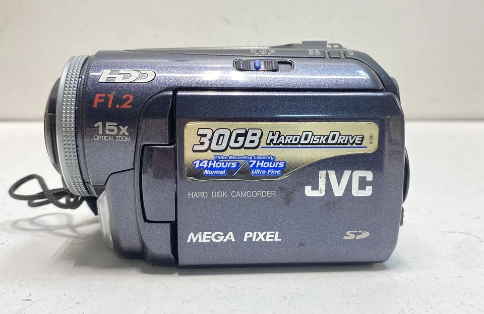 JVC Everio GZ-MG50AA 30GB HDD Camcorder - Image 1 of 4