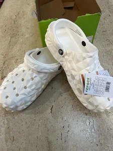 Crocs White Classic Geometric Clog (Men8/ Women 10). - Picture 1 of 5