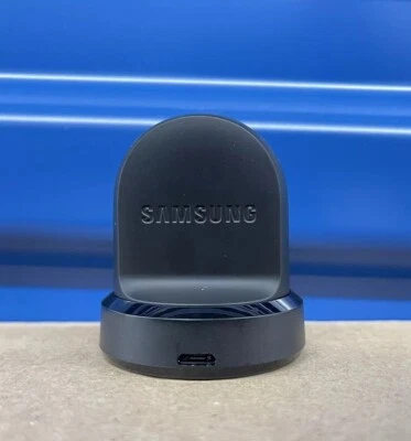 Оригинальная зарядная док-станция для умных часов Samsung EP-YO600 — черная 5,0 В - Изображение 1 из 3