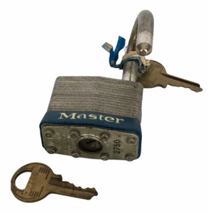 Candado Master Lock Co con dos llaves No. 1 estuche rígido 2750 - Imagen 1 de 7