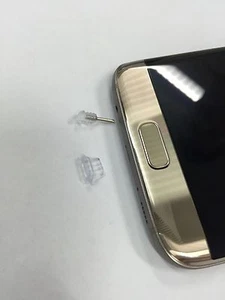 COPPIA TAPPI TRASPARENTE ANTIPOLVERE UNIVERSALI SAMSUNG HUAWEI MICRO USB JACK - Foto 1 di 1