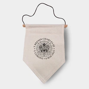 Coronation Memorabilia Linen Flag - King Charles III 06.05.23 Official Emblem -1 - Picture 1 of 5