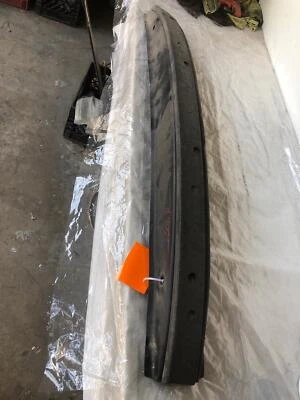 Conjunto de barra frontal de impacto refuerzo parachoques trasero Volkswagen Passat 2001-2005 Foto 1 de 4