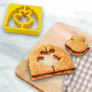 Tovolo Sandwich Shaper Cutter - Bee & Hive BPA FREE No Crust Kid Friendly NEW - Picture 1 of 3