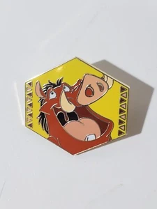 2024 Disney Parks König der Löwen Lachen Mystery Pin Set - Lachende Pumbaa Pin - Bild 1 von 2