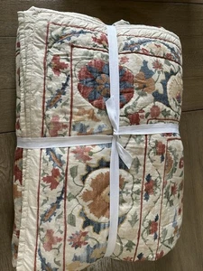 Pottery Barn Penelope Handcrafted king Quilt Cal King - Picture 1 of 4