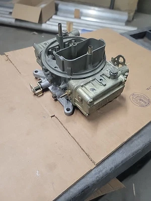 Holley 450 立方英尺/分隧道 Ram 4 枪管化油器 9776 Rat Street Rod Carb Crossram — 第 1/4 张图片