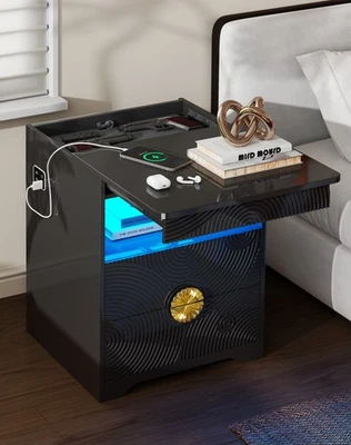 Mesita de Noche con Cajón para Pistola, Mesita de Noche Inteligente con Estación de Cargador y Luz LED Foto 1 de 4