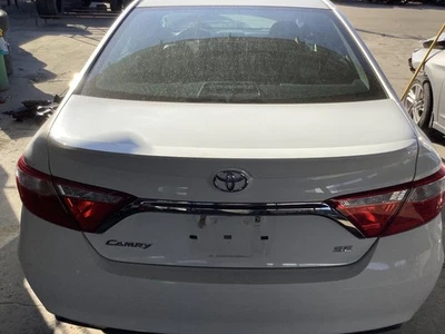 Used Deck Lid fits: 2016 Toyota Camry rear view camera w/spoiler conventional ig - Image 1 of 4