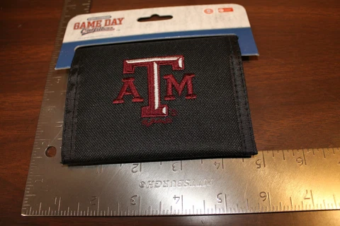 TEXAS A&M AGGIES EMBROIDERED WALLET Cover