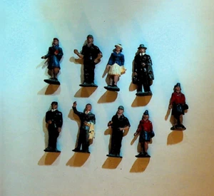 Eire He Lead Figures Railroad Out on the Town - Picture 1 of 2