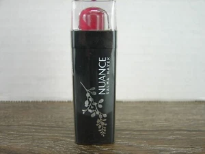 Nuance by Salma Hayek True Color Moisture Rich Lippenstift Blooming Red 635 - Bild 1 von 4