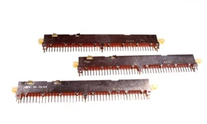 ALPS 029J / 44-Pin Button REC/PLAY Switch in line single row (1 pcs) - Picture 1 of 2