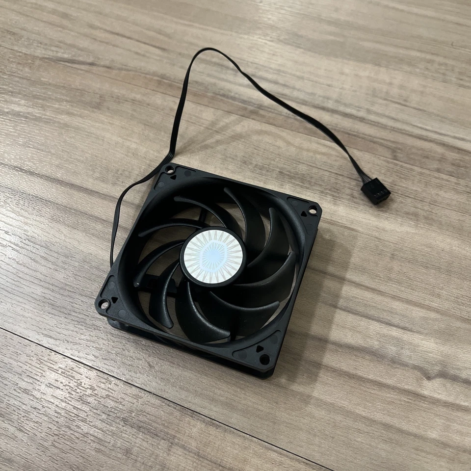 Cooler Master SickleFlow 92 case cooling fan 92mm air balance blades 40 CFM 1.8 - Image 1 of 3