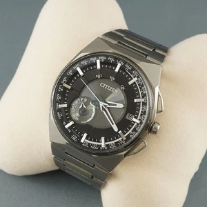 Reloj Citizen Eco Drive Satellite Wave F100 Titanio CC2006-53E para Hombre - Imagen 1 de 10