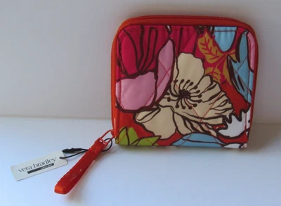 Cartera Vera Bradley MIDDAY GARDEN Acolchada Pequeña con Cremallera Nueva con Etiquetas $65 Foto 1 de 3