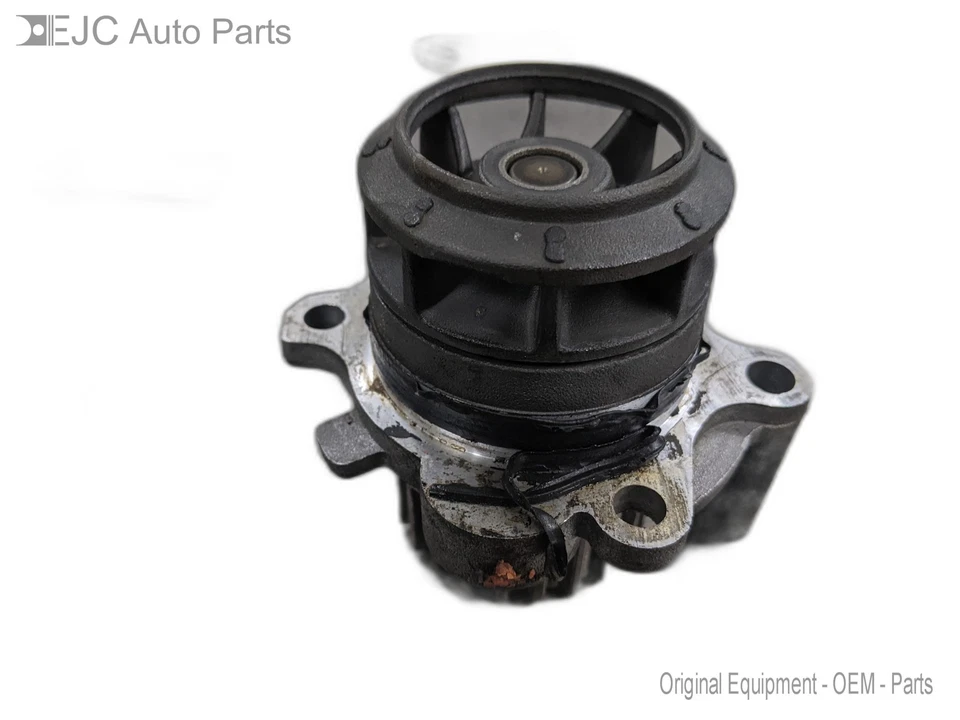 Bomba de refrigerante de agua para 05-09 Audi A4 Quattro 2.0 06F121011 Foto 1 de 4