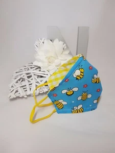 FaceMask, Size Medium, Reversible, Washable With A Wire Nose Bridge - Picture 1 of 3