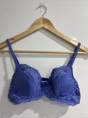 Sujetador Bendon con aros talla 12b/34b nuevo Foto 1 de 4