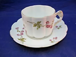 VINTAGE MARX & GUTHERT TEETASSE & UNTERTASSE - KARLSBAD, ÖSTERREICH UNGEWÖHNLICHE FORM - Bild 1 von 11