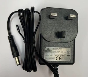 Box 48 of - 12v ac adapter - Model DYS830-120250W-3 - Picture 1 of 2