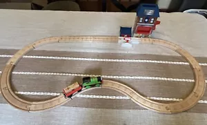 Thomas Friends Wooden Train BATTERY OPERATED PERCY & THE MAIL STATION SET EUC - Picture 1 of 9