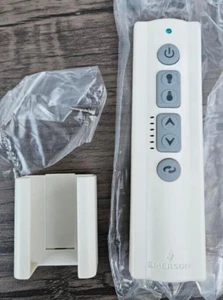 Emerson SR600 6 Speed LED Remote Control T53 - Picture 1 of 3