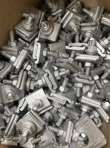 145 pcs PPC BETTS 26-09010 D Cable Lashing Clamp Bug Nut Both Sides Staked - Picture 1 of 5