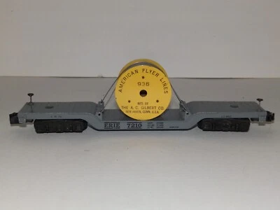 AMERICAN FLYER S ga POSTWAR ERIE RR #7210 HEAVY DEPRESSED FLAT CAR w/ CABLE REEL - Image 1 of 4
