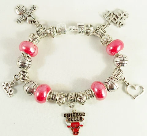 GLASS BEADS Official NBA CHICAGO BULLS Basketball Charm Silver European Bracelet Cover