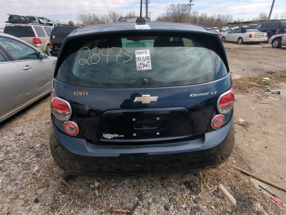 2012-2018 Chevrolet Sonic Trunk/decklid/hatch/tailgate Oem XH4XM — 第 1/1 张图片