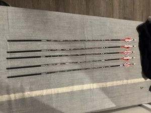 Carbon Express Maxima Red SD Contour 350 Mossy Oak 5 arrows Custom Wraps NEW - Picture 1 of 7