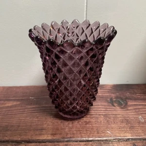 Vintage Imperial Glas Amethyst Diamond Point Vase mit Sägezahnrand - Bild 1 von 5