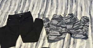 Set Of Two (2) THE CHILDREN'S PLACE Boys Dress Play Pants Black & Camo Size 6 - Picture 1 of 8