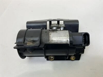  Harley-Davidson 2016 Softail Heritage Rear ABS Pump Control Module 41100037A - Image 1 of 4