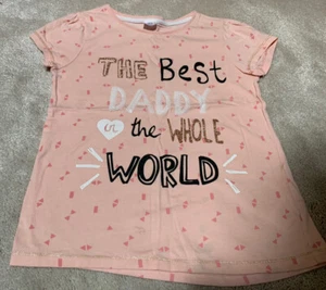 F&F PEACH SEQUIN T-SHIRT 'THE BEST DADDY IN THE WHOLE WORLD' Father's Day 5-6 YR - Picture 1 of 6