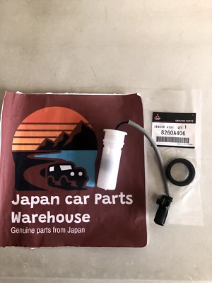 Genuine MITSUBISHI Outlander PHEV Windshield Washer Fluid Level Sensor 8260A406 Foto 1 de 4