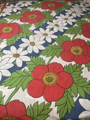 Vintage Big Red Flower Power Twin Flat Sheet Poppy Material Stevens Utica Spots - Image 1 of 4
