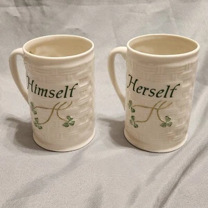 Juego de 2 tazas de porcelana Belleek Ireland HIMSELF & ELLA MISMA trébol tejido - Imagen 1 de 15