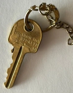 Vintage 80s Liberty Lock Las Vegas Nevada Key R3-J2 - Picture 1 of 4