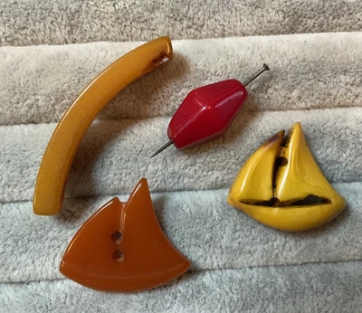 4 - 1930-50s RED & BUTTERSCOTCH BAKELITE  BUTTONS SHIP BOAT - Image 1 of 4