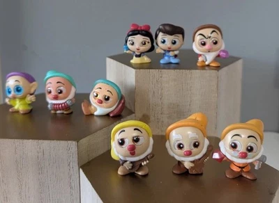 Disney Doorables Blancanieves y los siete enanitos Set 9 con certificado Bonus Prince  Foto 1 de 4