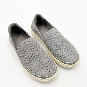 UGG Caplan Slip-On Sneaker Girls Size 1 Gray Silver Shimmer Comfort - Picture 1 of 7