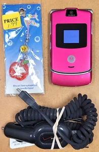 Motorola RAZR V3 - Pink and Silver ( T-Mobile ) Very Rare Flip Phone - Bundled - Picture 1 of 7