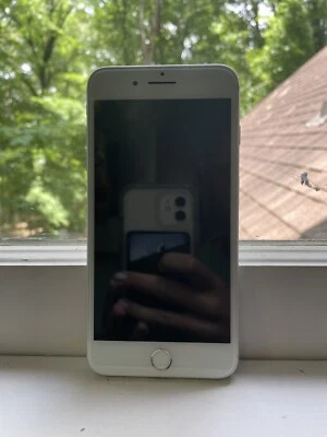 Apple iPhone 8 Plus - 128GB - Silver (Unlocked) A1864 (CDMA + GSM) - Image 1 of 3