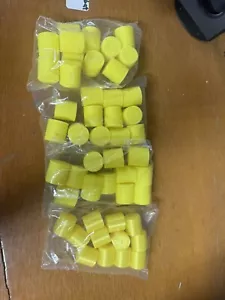 1/64 - (4) 12 packs Round Hay Bales - Yellow (straw) - Picture 1 of 1